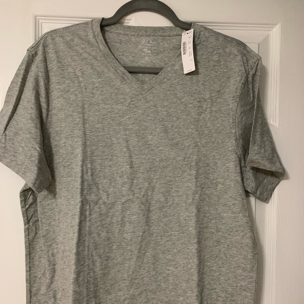 Men’s JCrew essential tee, grey